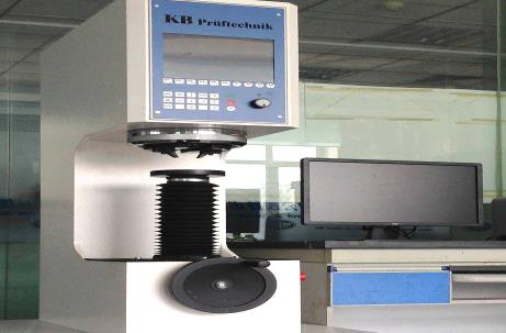 Universal hardness testing machine